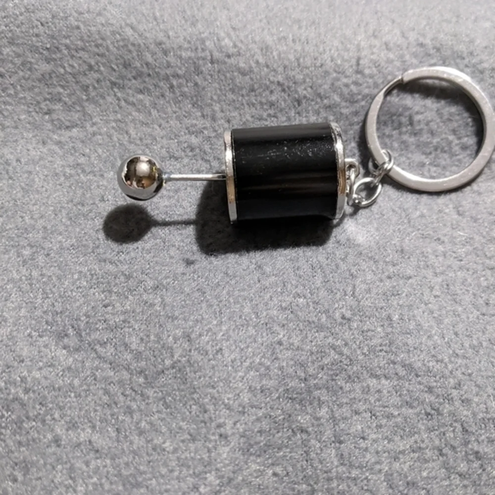 6 spd‎ gearshift novelty keychain black